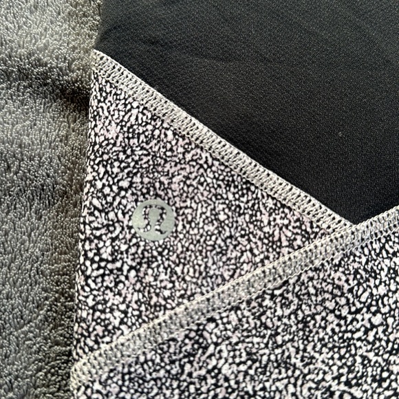 Women’s Lululemon leggings - Picture 4 of 8